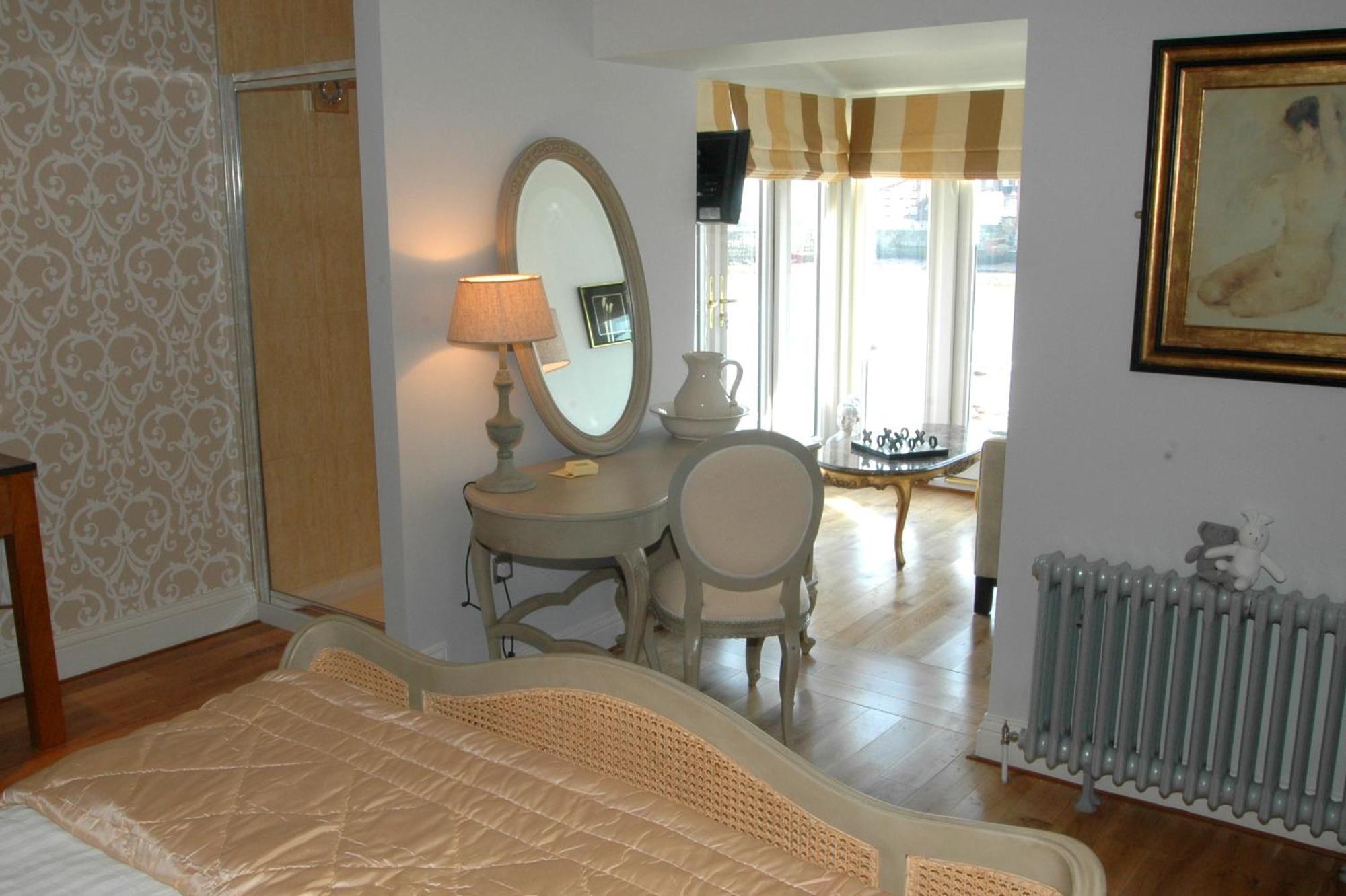 The Marine Hotel & Restaurant Whitby Kültér fotó